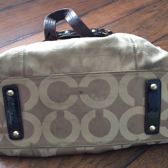 Coach purse - Picture 5 of 8